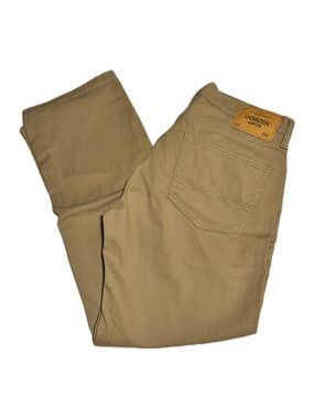 Denizen Levi’s Khaki Jeans